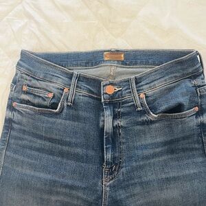Mothers denim weekender gray jean size 26. Perfect condition! Worn a few times